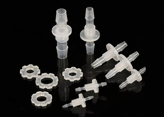 液体のための等角の尖ったプラスチックホース・バルチード・コネクタ
